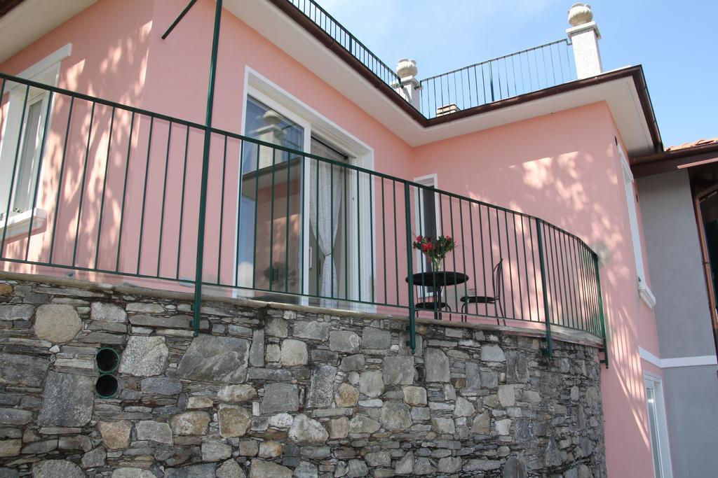 Bed and Breakfast La Ciliegia Bianca Belgirate Exterior foto