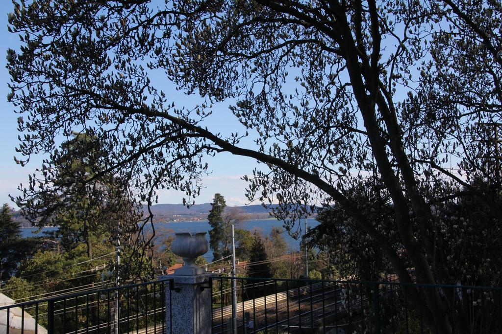 Bed and Breakfast La Ciliegia Bianca Belgirate Exterior foto